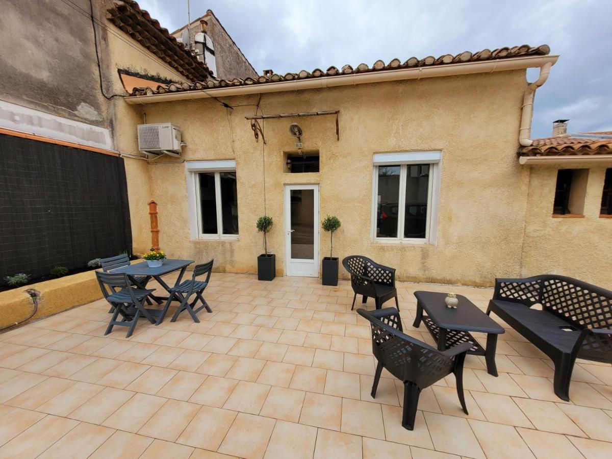 Adorable Maison en plein cœur du village. Bouc-Bel-Air Extérieur photo