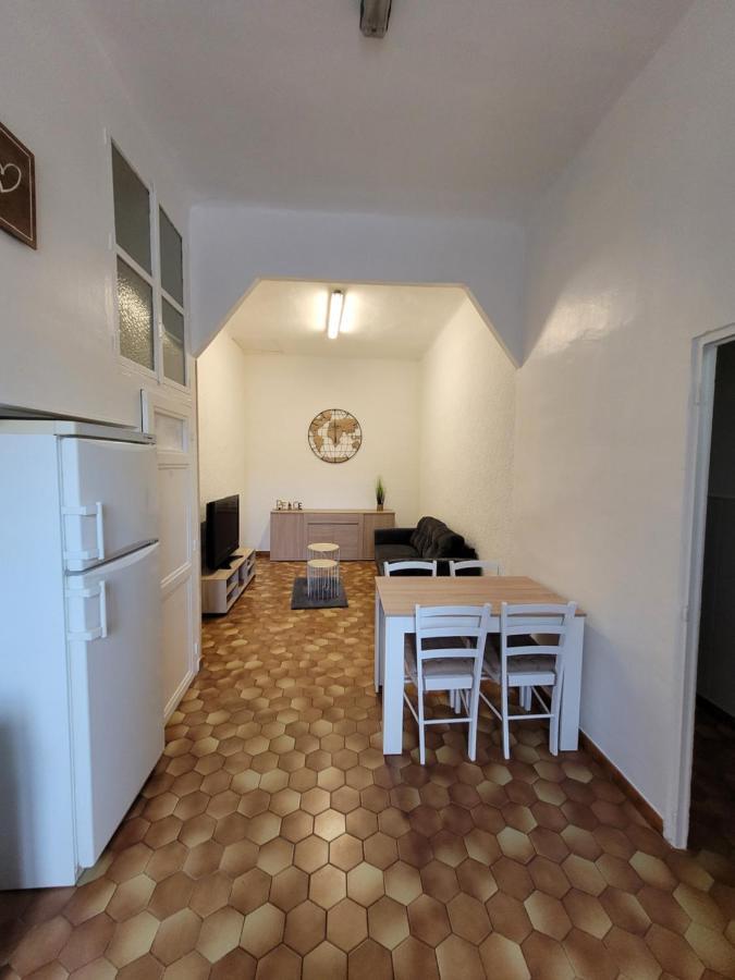 Adorable Maison en plein cœur du village. Bouc-Bel-Air Extérieur photo