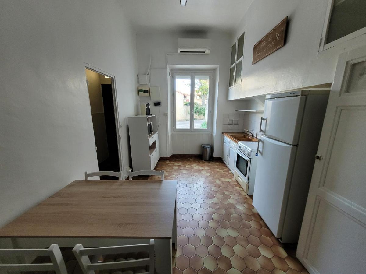 Adorable Maison en plein cœur du village. Bouc-Bel-Air Extérieur photo